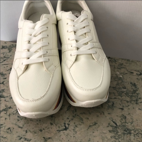 NWT Qupid Tampa Lace Up Women Sneakers Size 6 - Picture 5 of 7